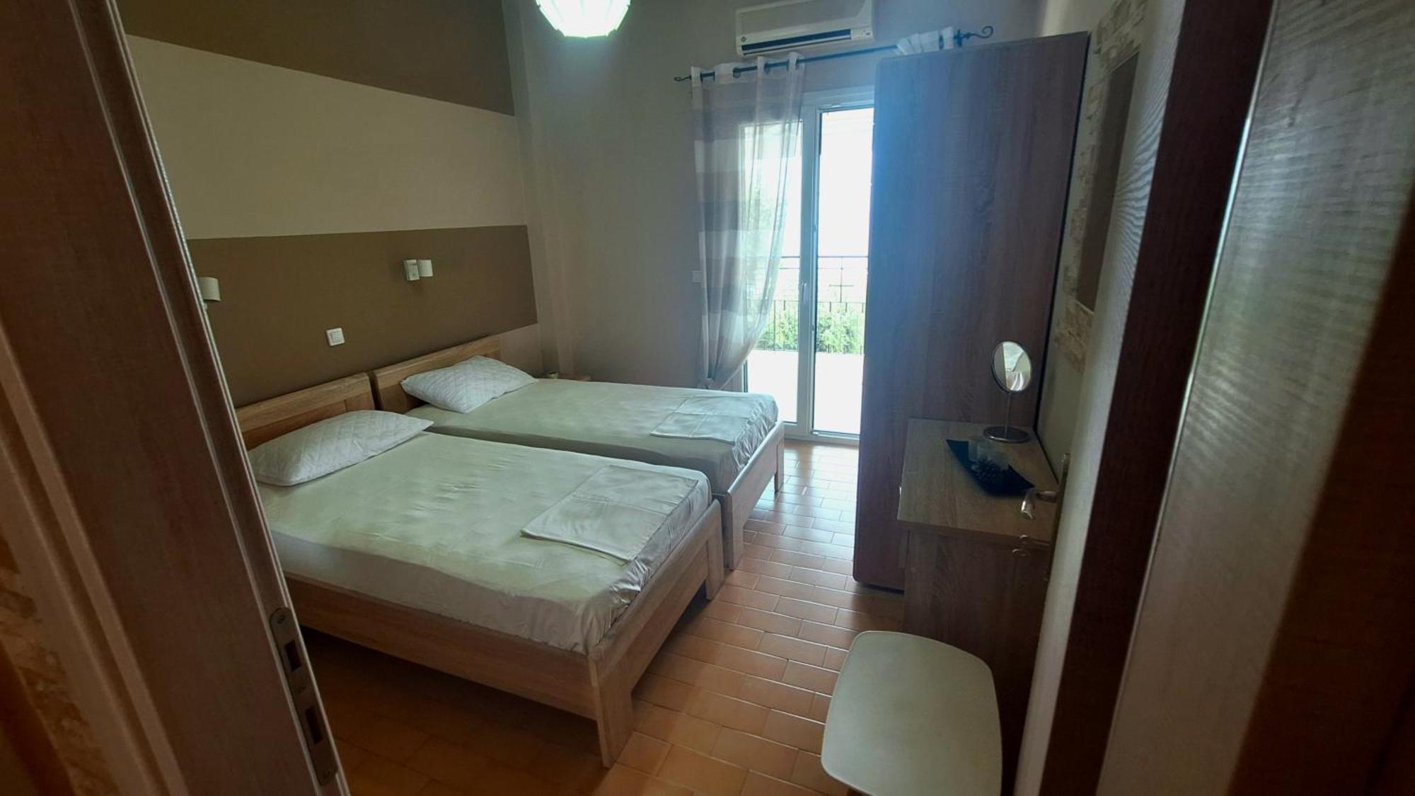 Sofia Apartments Mparmpati Eksteriør billede